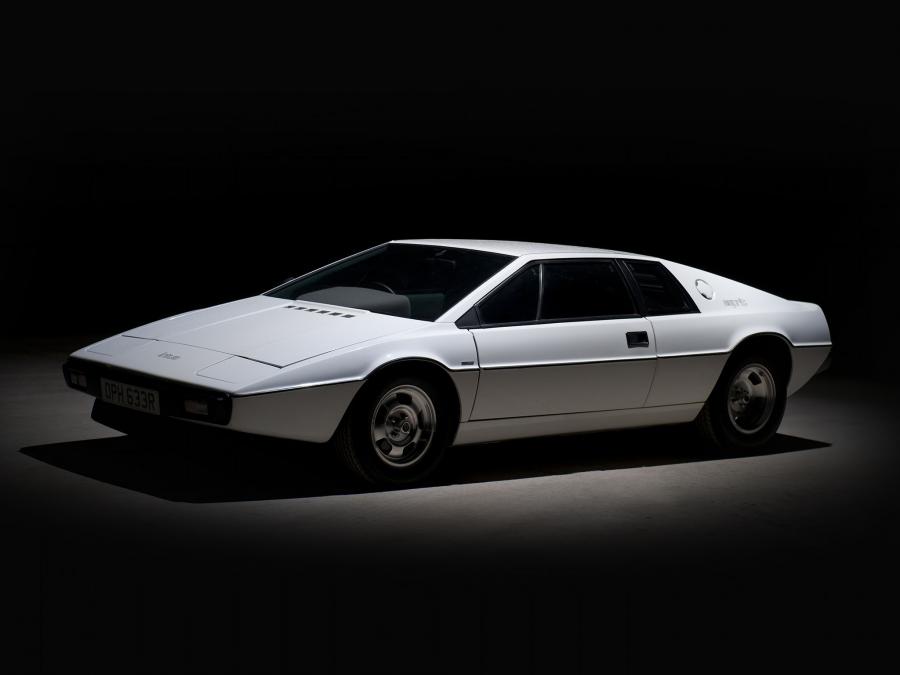  Lotus Esprit 1976 года  (фото 6 из 19)